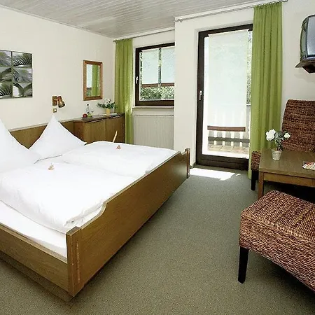 בית הארחה Landgasthof Wallburg 3*